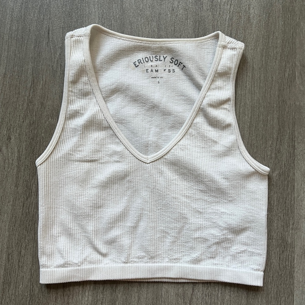 small american eagle seriously soft white cropped tank top